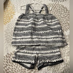 Old Navy 4t Summer Tank and Shorts Set